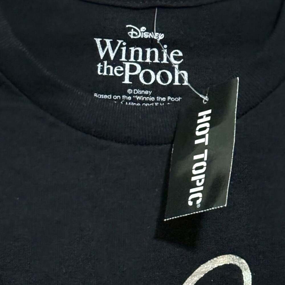 Size Small Disney Winnie the Pooh 'Boo Crew' Hot Topic Halloween Graphic T-Shirt - Picture 4 of 4